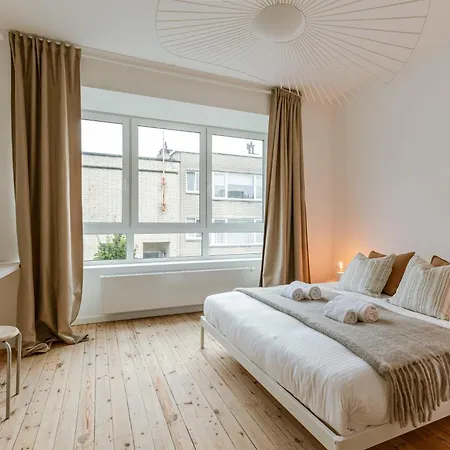 Appartement Huswell - Cozy In The Citycenter With Cute Balcony *